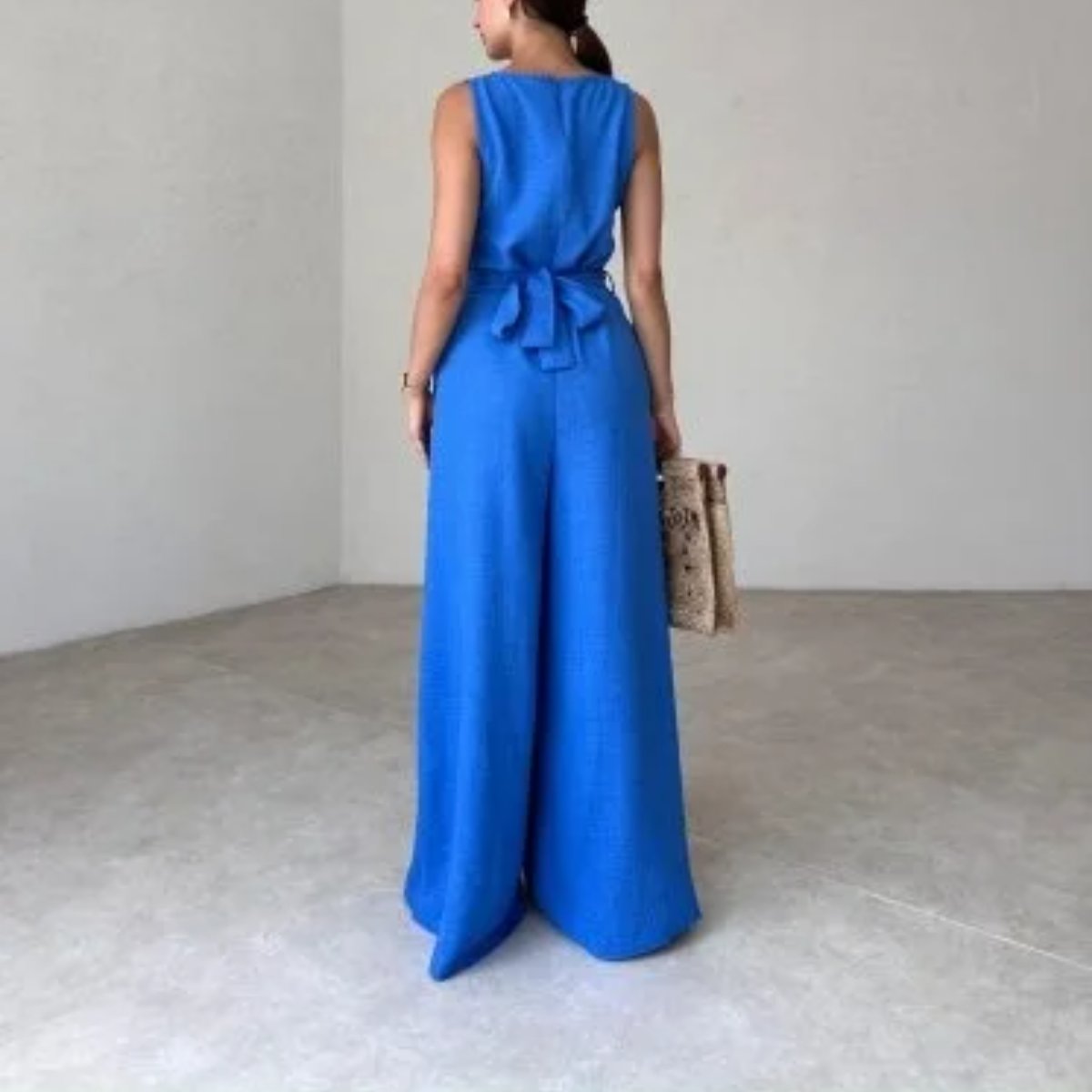 Round Neck Sleeveless Wide-leg Jumpsuit